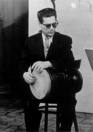 Hossein-Tehrani-master-tombak-Persian-percussion-instrument