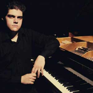 بهرودی-استاد پیانو