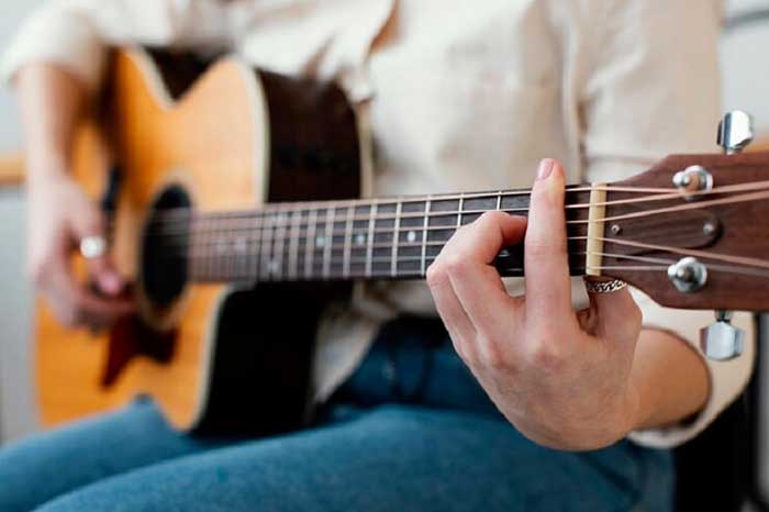 متن اهنگ ترکی ای ددم وای ددم با گیتار